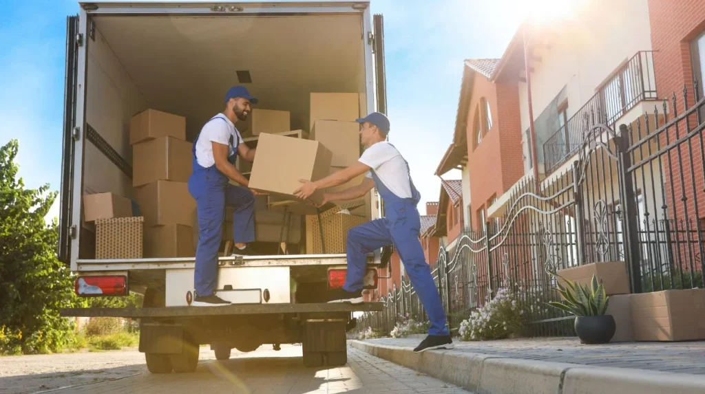 Business Idea in Bihar-  Logi‌stics and Courier Service⁠